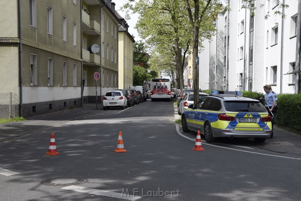 VU KVB Bus gegen PKW Tuer Koeln Kalk Buchforststr P23.JPG - Miklos Laubert